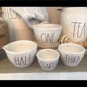 Rae Dunn measuring cups